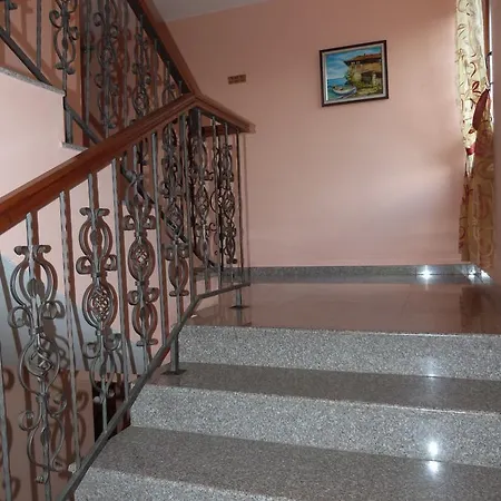 Beroe Hotell