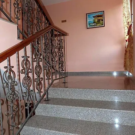 Beroe Hotell