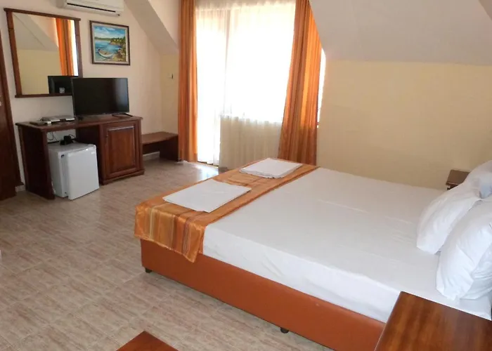 Beroe 3* סבטי ולאס